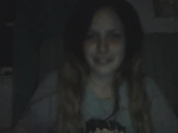 Alicemayanderson Chaturbate stream image from April 01, 2025