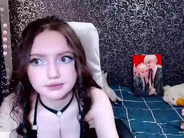 Bella_Aww Chaturbate stream image from April 01, 2025