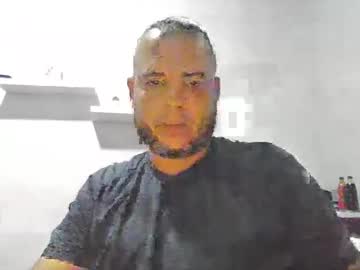 Junior_Delgado Chaturbate stream image from April 01, 2025