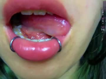 Malicia_Witch_ Chaturbate stream image from April 01, 2025