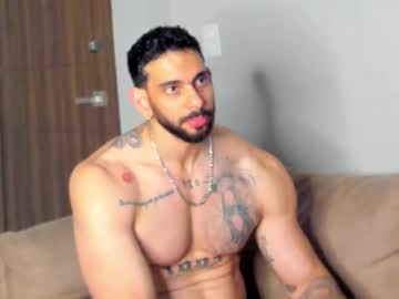 Massimo_Visconti Chaturbate stream image from April 01, 2025