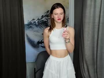 Synnefroggea Chaturbate stream image from April 01, 2025