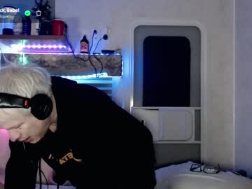 Snarfle Chaturbate stream image from April 01, 2025
