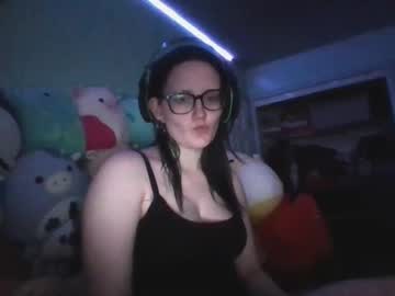 Mistressmidnight666 Chaturbate stream image from April 01, 2025