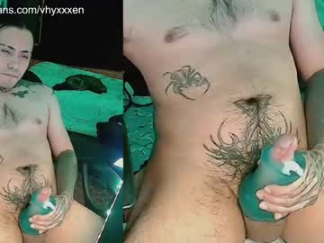 Vhyxxxxen Chaturbate stream image from April 01, 2025
