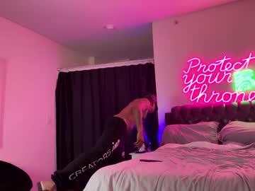 Hesosuede Chaturbate stream image from April 01, 2025