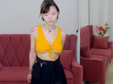 Lola__Flo Chaturbate stream image from April 01, 2025