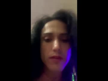 Lameramara Chaturbate stream image from April 01, 2025