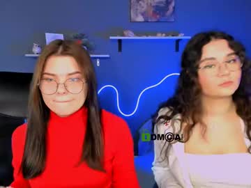 Lolamrrr Chaturbate stream image from April 01, 2025