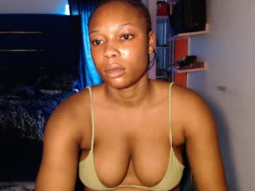 Naughtyxpussy Chaturbate stream image from April 01, 2025