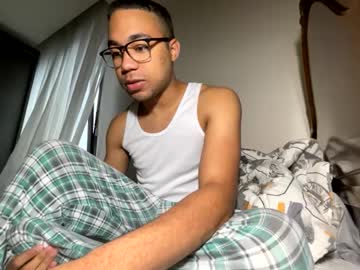 Hot_Dreams_X Chaturbate stream image from April 01, 2025