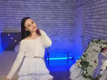 Kiss_Secret Chaturbate stream image from April 01, 2025