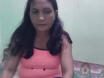 Mommypinay42 Chaturbate stream image from April 01, 2025