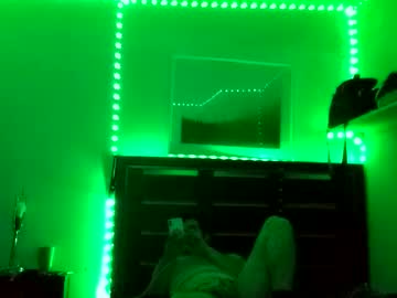 Mrkodigo Chaturbate stream image from April 01, 2025