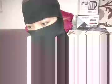Hot_Girl5552 Chaturbate stream image from April 01, 2025