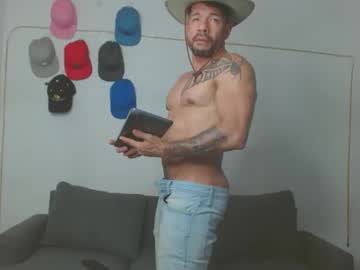 Jhon_Thorner2 Chaturbate stream image from April 01, 2025