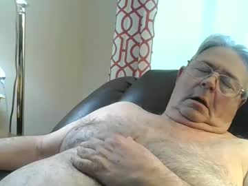 Slippery_Duck Chaturbate stream image from April 01, 2025