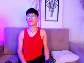 Lucas_Lovee Chaturbate stream image from April 01, 2025