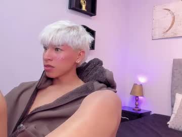 Taichi_Bluy Chaturbate stream image from April 01, 2025