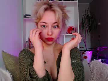 Sheeeeesh_Gurl Chaturbate stream image from April 01, 2025