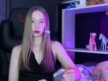 Sugarkitten_Boo Chaturbate stream image from April 01, 2025