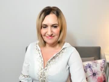 Isabellafabulous Chaturbate stream image from April 01, 2025