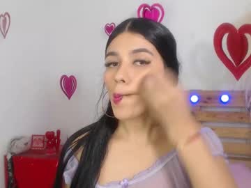 Katiaglow9 Chaturbate stream image from April 01, 2025