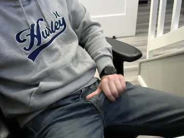 Mic6969mic Chaturbate stream image from April 01, 2025