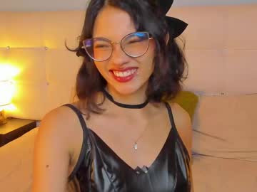 Moon__April Chaturbate stream image from April 01, 2025