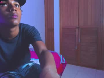 Osiris_Hotxx Chaturbate stream image from April 01, 2025