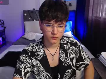 Sophie_Ross1 Chaturbate stream image from April 01, 2025