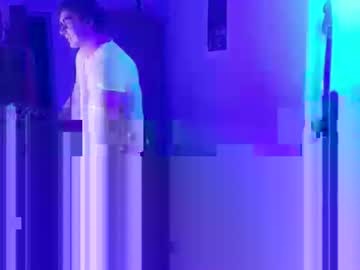 Tussilover69 Chaturbate stream image from April 01, 2025