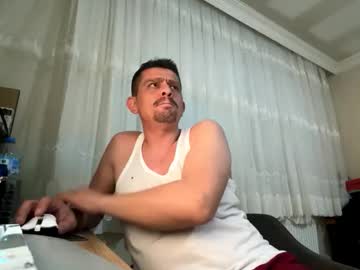 Mecera83 Chaturbate stream image from April 01, 2025