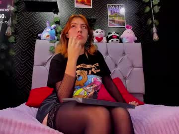 Annie_Winter1 Chaturbate stream image from April 01, 2025