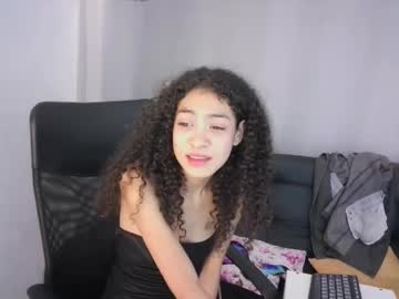 Aurora_Ath Chaturbate stream image from April 01, 2025