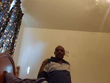 Poobear53 Chaturbate stream image from April 01, 2025
