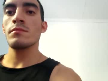 Tommypv20 Chaturbate stream image from April 01, 2025