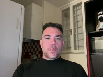 Italianspermcock Chaturbate stream image from April 01, 2025