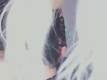 Wikkyscott Chaturbate stream image from April 01, 2025