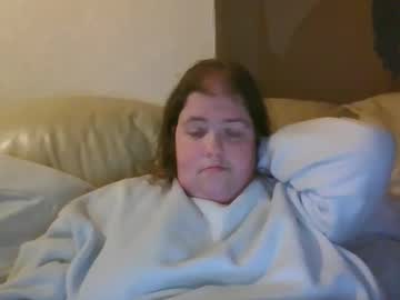 W33y1n22 Chaturbate stream image from April 01, 2025