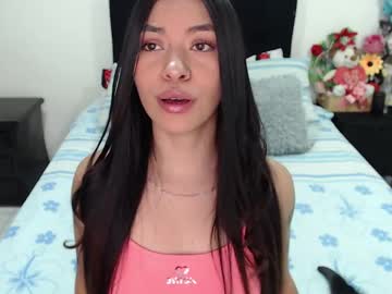 Violett_Flowers Chaturbate stream image from April 01, 2025