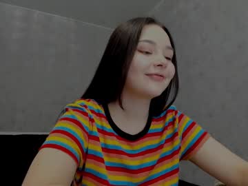 Kikirasparkle Chaturbate stream image from April 02, 2025