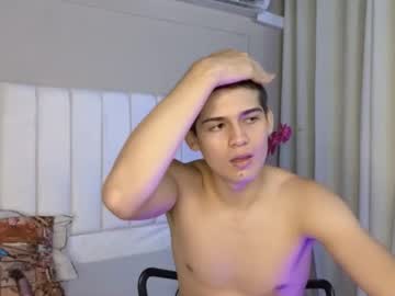 Andres_Foster Chaturbate stream image from April 02, 2025