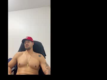 Fitlatinboyy Chaturbate stream image from April 02, 2025