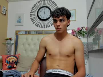Heiker_ Chaturbate stream image from April 02, 2025