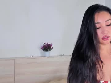 Lanaly Chaturbate stream image from April 02, 2025