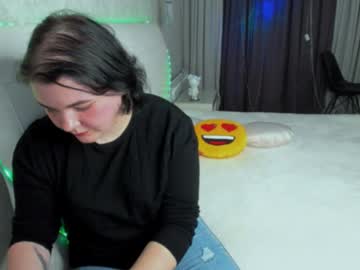 Eva_Ruddi Chaturbate stream image from April 02, 2025