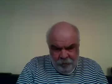 Flutto Chaturbate stream image from April 02, 2025