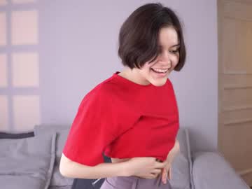 Quennahartill Chaturbate stream image from April 02, 2025