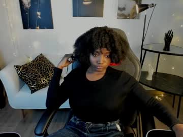 Dianawilliamss Chaturbate stream image from April 02, 2025